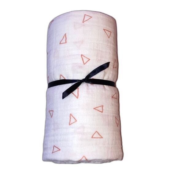 WHITEWRAP Muslin Swaddle Blanket Soft Cotton Geo Orange Triangles 47 x 47 inches - Picture 1 of 8